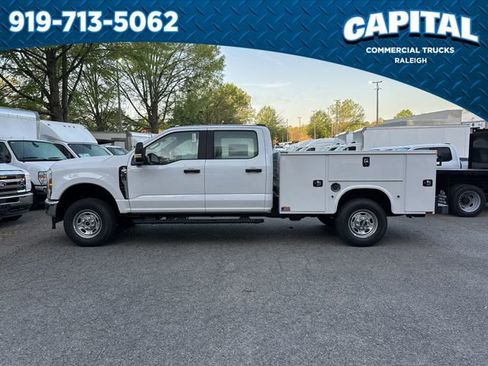 New 2026 Ford F350 XL w/ XL Chrome Package image 5
