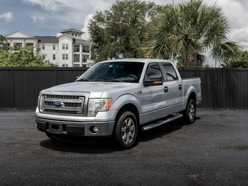Used 2014 Ford F150 XLT w/ XLT Chrome Package RWD image 8