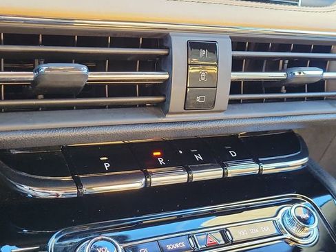 Certified 2022 Lincoln Corsair Reserve FWD image 26