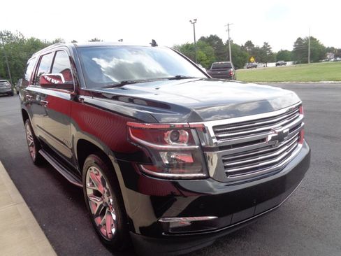 Used 2017 Chevrolet Tahoe Premier AWD/4WD image 4