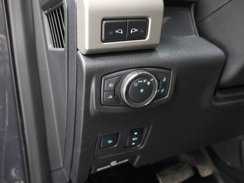 Used 2021 Ford F250 Lariat AWD/4WD image 44