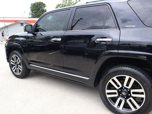 Used 2016 Toyota 4Runner Limited AWD/4WD image 32