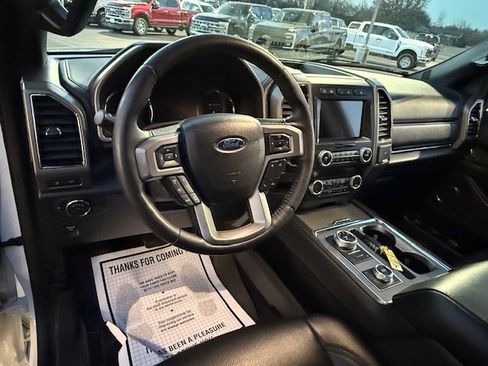 Certified 2021 Ford Expedition XLT image 12