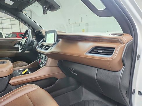 Used 2024 Chevrolet Tahoe High Country w/ Advanced Technology Package image 41