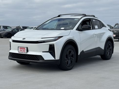 New 2026 Toyota C-HR AWD/4WD image 11