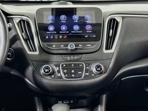 Used 2022 Chevrolet Malibu LT FWD image 11