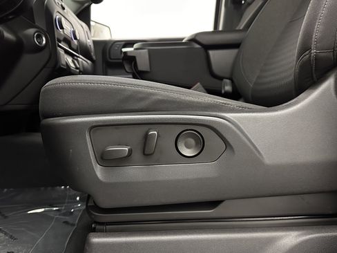 Used 2022 Chevrolet Silverado 1500 Custom image 12