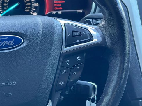 Used 2016 Ford Fusion SE w/ Equipment Group 202A FWD image 29