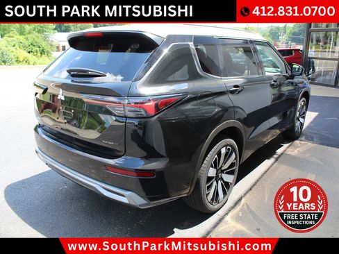 New 2025 Mitsubishi Outlander AWD image 9