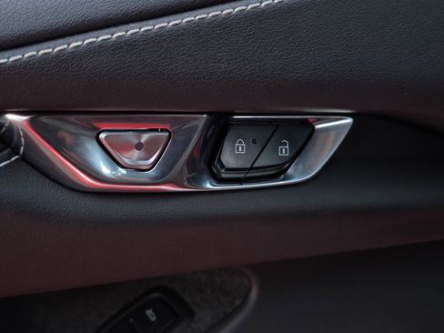 Used 2023 Chevrolet Corvette Stingray Coupe w/ 1LT image 14