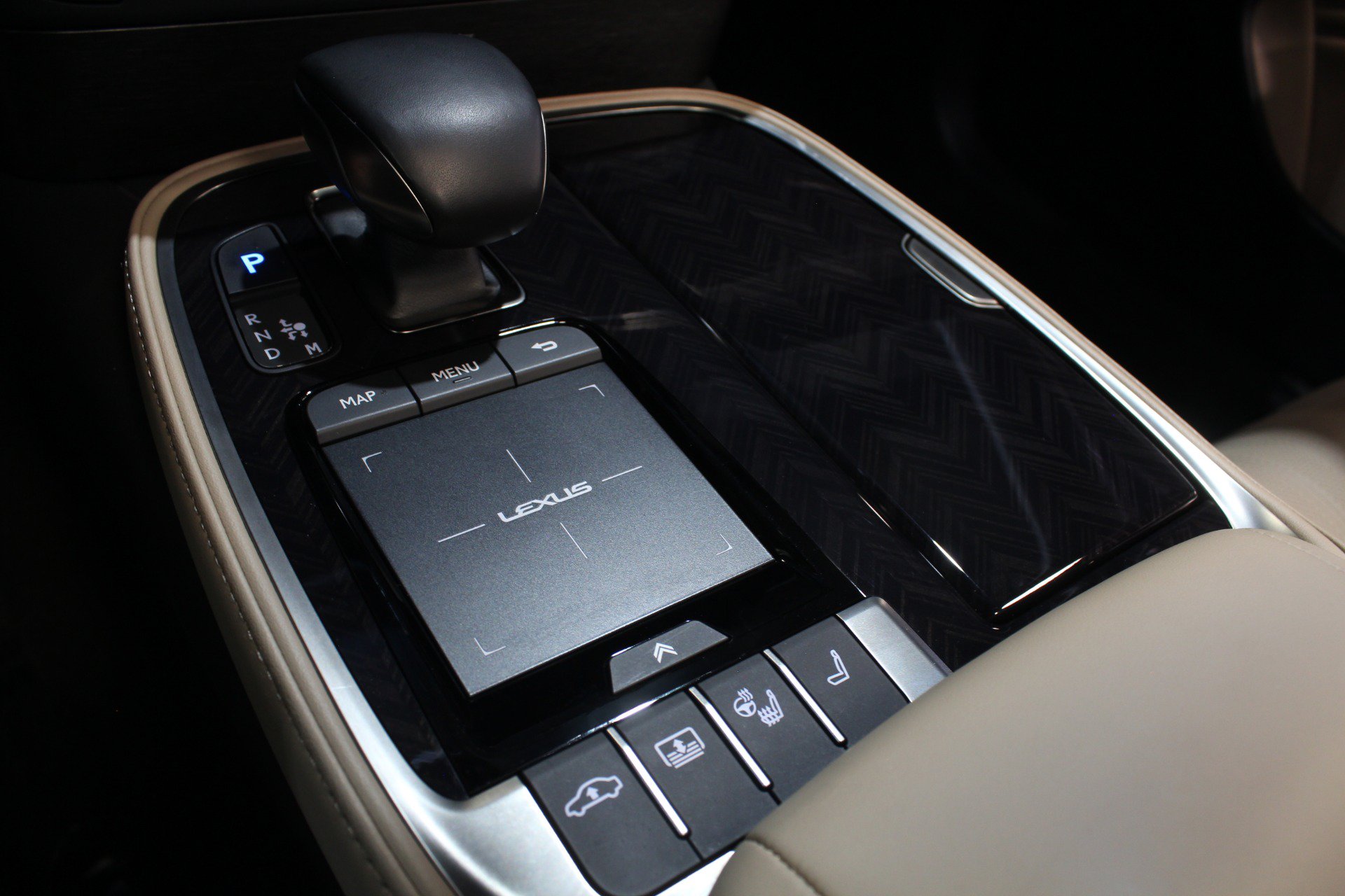 Used 2022 Lexus LS 500 w/ Interior Upgrade Package RWD image 70