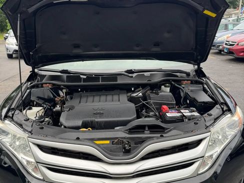 Used 2013 Toyota Venza XLE w/ XLE Premium Pkg AWD/4WD image 14