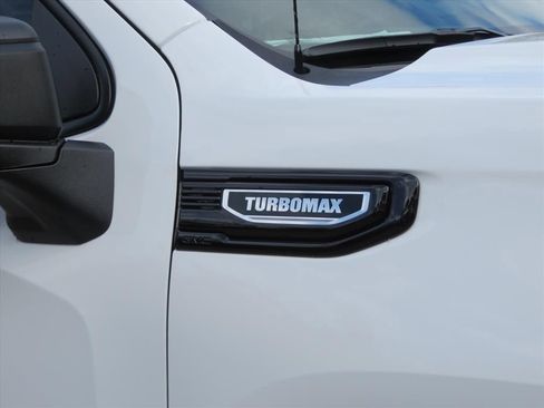 Used 2026 GMC Sierra 1500 Pro w/ Pro Value Package image 8