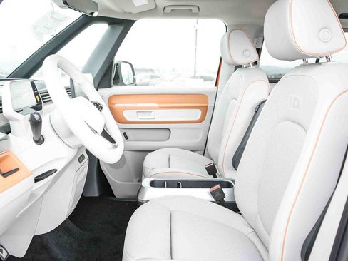 New 2025 Volkswagen ID. Buzz 1st Edition AWD/4WD image 19