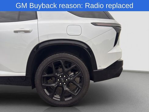Used 2026 Chevrolet Traverse RS FWD image 22