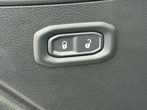 New 2026 Jeep Wrangler Unlimited Rubicon image 11