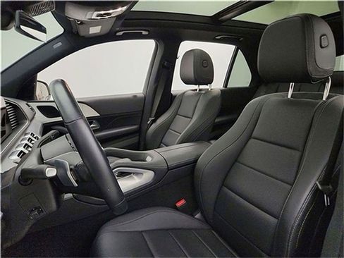 Used 2024 Mercedes-Benz GLE 350 4MATIC image 3