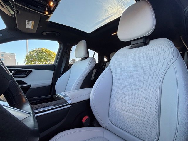 Used 2024 Mercedes-Benz GLC 300 4MATIC w/ AMG Line image 28