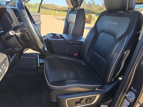 Used 2021 RAM 1500 Laramie w/ Off Road Group image 13
