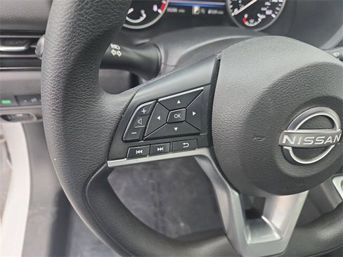 Certified 2024 Nissan Sentra SV image 9