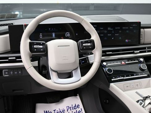 Used 2024 Hyundai Santa Fe SEL image 28