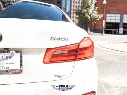 Used 2019 BMW 540i w/ M Sport Package image 50