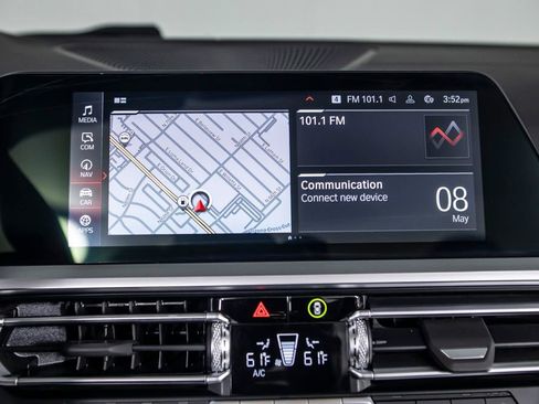 Used 2023 BMW M4 xDrive Competition AWD/4WD image 29