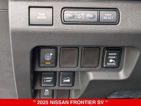 New 2025 Nissan Frontier SV w/ SV Convenience Package AWD/4WD image 18