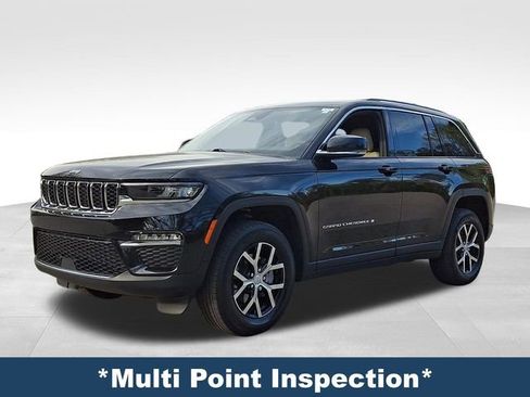 Used 2023 Jeep Grand Cherokee Limited image 3