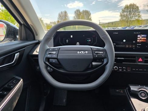 New 2026 Kia EV6 Wind AWD/4WD image 23