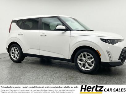 Used 2025 Kia Soul LX w/ LX Technology Package