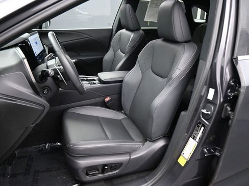 Used 2025 Lexus RX 350 Premium w/ Accessory Package AWD/4WD image 16