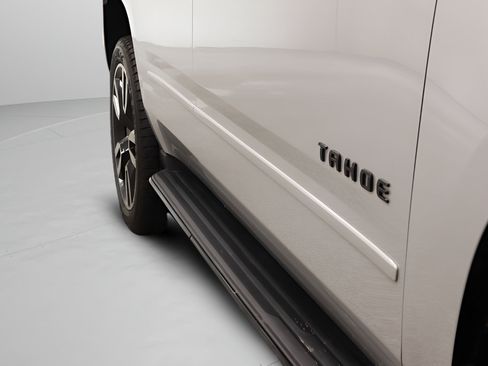 Used 2019 Chevrolet Tahoe Premier AWD/4WD image 40