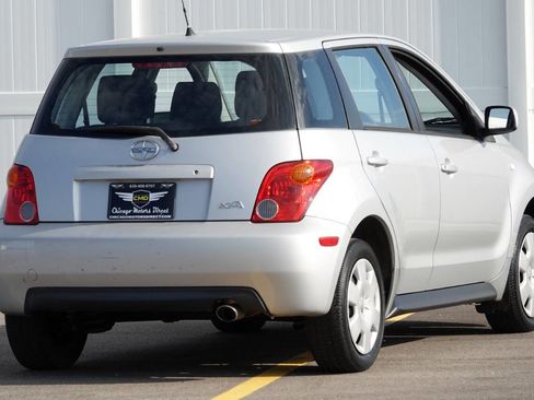 Used 2004 Scion xA FWD image 30