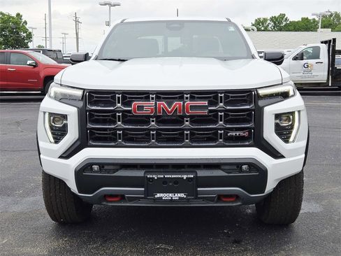 New 2025 GMC Canyon AT4 image 8
