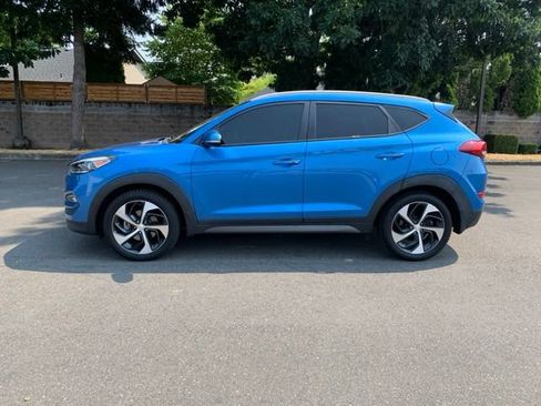 Used 2016 Hyundai Tucson Sport AWD/4WD image 2
