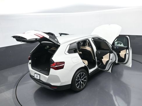 New 2026 BMW X3 xDrive30i w/ Convenience Package AWD/4WD image 42