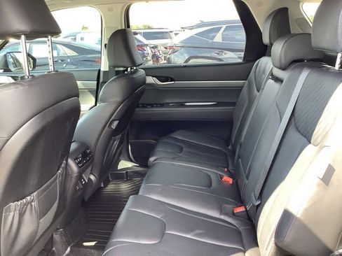Used 2023 Hyundai Palisade SEL image 11