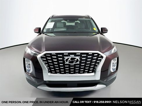 Used 2020 Hyundai Palisade SEL FWD image 2