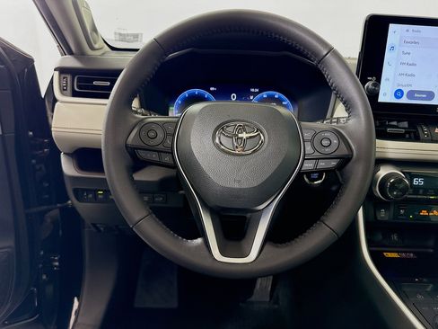 Used 2023 Toyota RAV4 Limited AWD/4WD image 12
