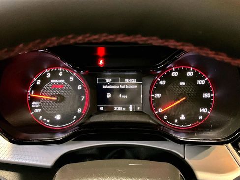 Used 2024 Chevrolet Trax RS image 26