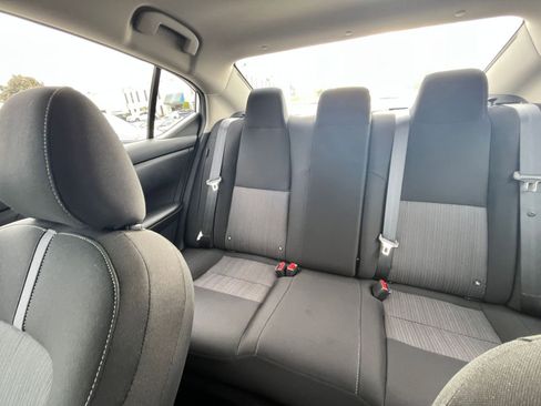 Used 2025 Nissan Sentra SV image 37