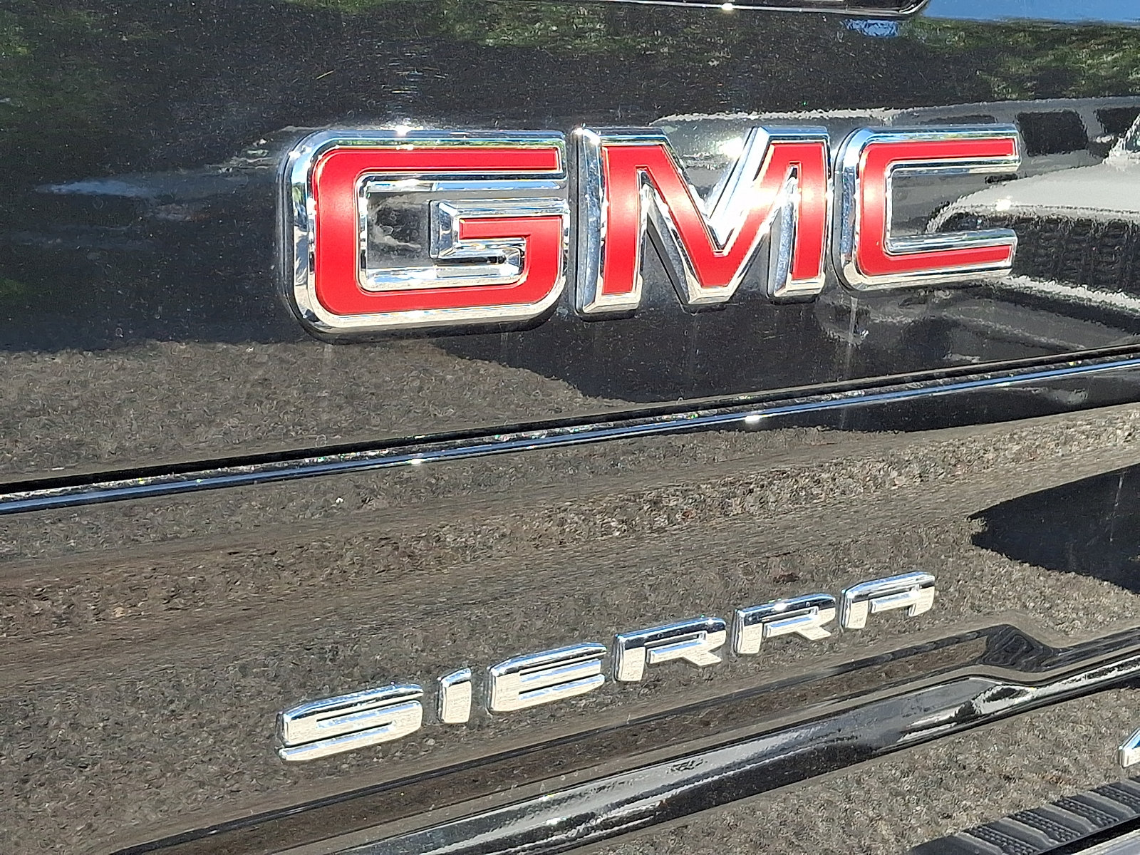 Used 2024 GMC Sierra 1500 AT4X AWD/4WD image 30