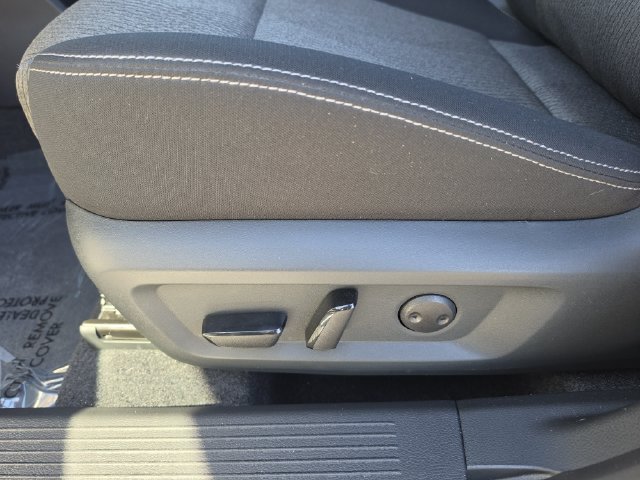 Used 2026 Nissan Rogue SV w/ Cold Weather Package FWD image 16