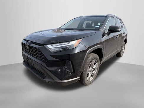 Used 2024 Toyota RAV4 XLE image 1