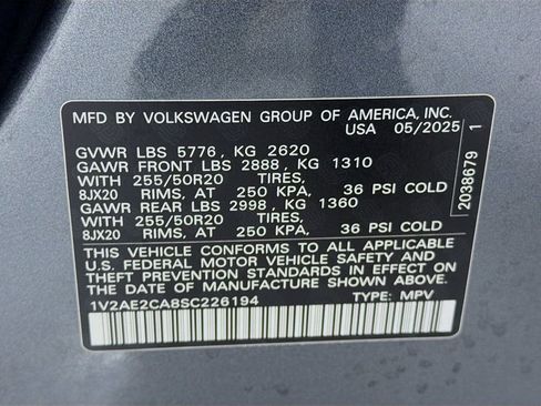 Used 2025 Volkswagen Atlas Cross Sport SEL R-Line image 34