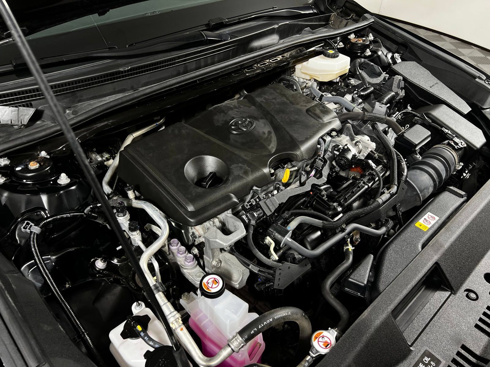 Certified 2025 Toyota Camry LE FWD image 10