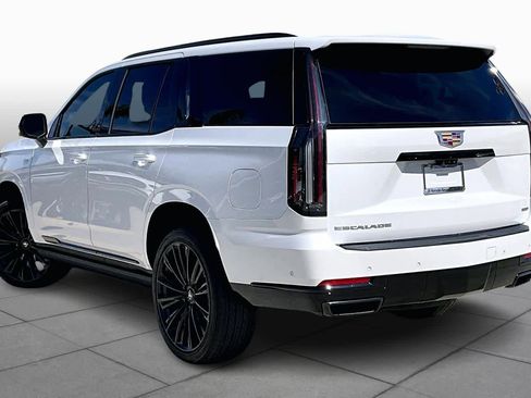 Used 2025 Cadillac Escalade Sport image 11