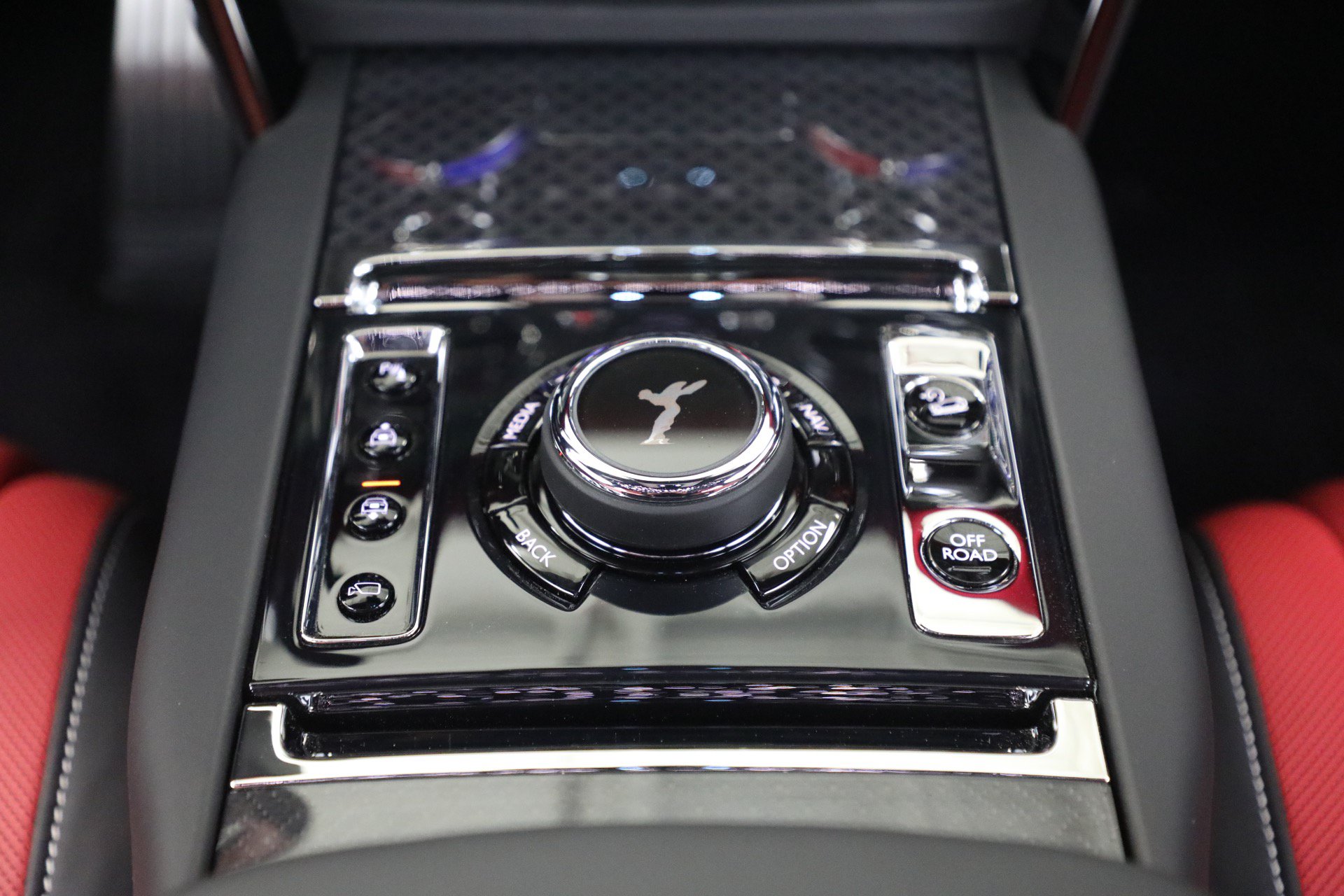 New 2027 Rolls-Royce Cullinan Black Badge AWD/4WD image 34
