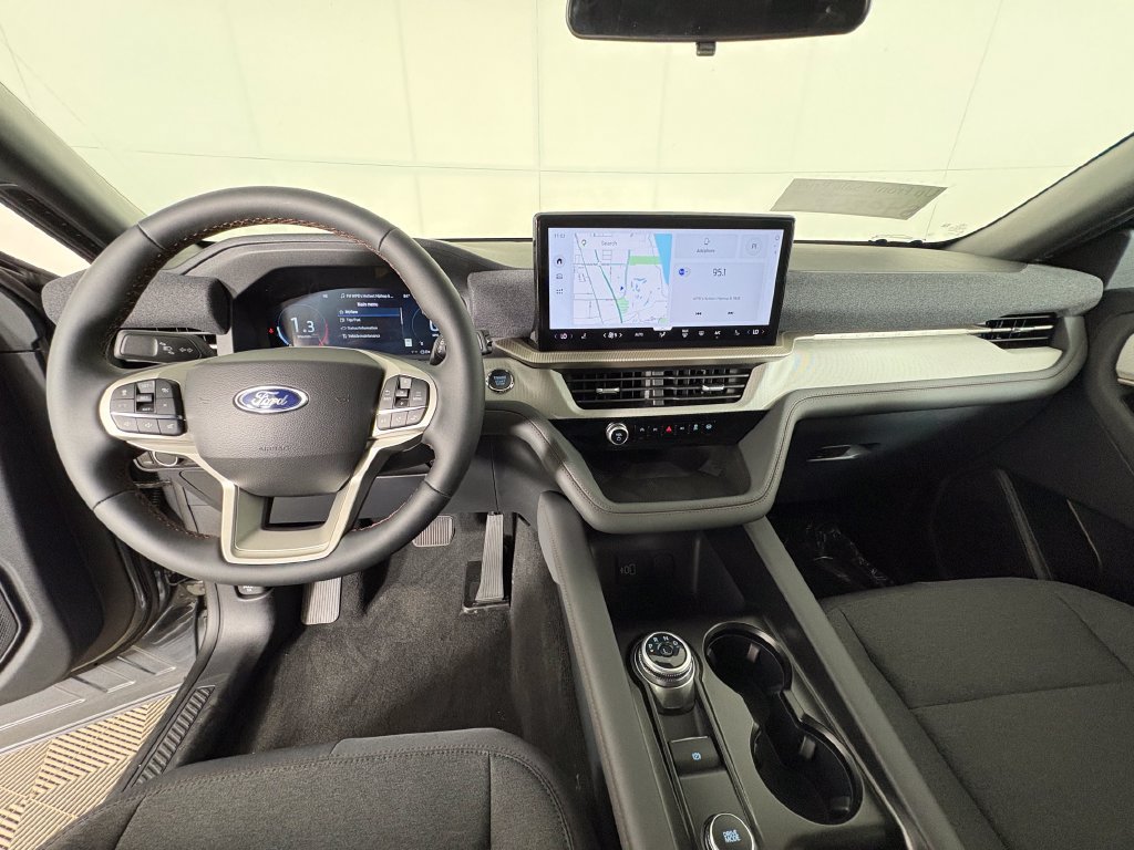 New 2027 Ford Explorer Active RWD image 8